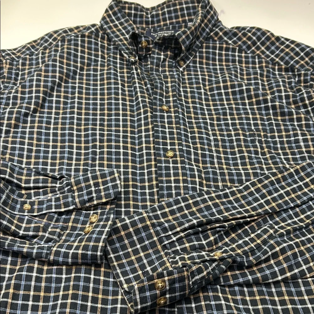 Roundtree & Yorke Men's Checkered Shirt - Navy and Beige - Picture 5 of 16